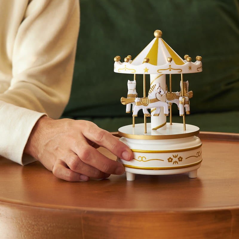 ByGufi Hediyelik Nostaljik Müzikli Atlı Karınca – İçimizdeki Çocuk | Masa ve Dekoratif Hediye