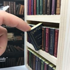 ByGufi Kişiye Özel Çikolata Kütüphanesi – Doğu Klasikleri, Mini Kitap Tasarımlı, El Yapımı, Dekoratif ve Hediye Edilebilir