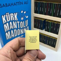 ByGufi Kişiye Özel Çikolata Kütüphanesi – ''Kürk Mantolu Madonna”, Mini Kitap Tasarımlı, El Yapımı, Dekoratif ve Hediye Edilebilir