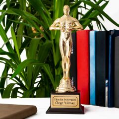 ByGufi Kişiye Özel Oscar Heykeli – Hediye Kutulu, Dekoratif ve Kişiselleştirilebilir