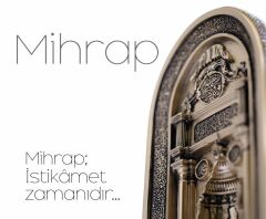 ByGufi Mihrap Boytu – Eyüp Sultan Esintili Mihrap Tasarımı (Orta Boy) | Gümüş | Ayet’el Kürsi, Mukarnas, Rumi Motif ve Kristal Taş Tezyinatlı Manevî Dekorasyon