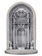 ByGufi Mihrap Boytu – Eyüp Sultan Esintili Mihrap Tasarımı (Orta Boy) | Gümüş | Ayet’el Kürsi, Mukarnas, Rumi Motif ve Kristal Taş Tezyinatlı Manevî Dekorasyon