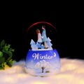 ByGufi Kış Temalı Kar Küresi Büyük Boy – Işıklı, Müzikli, Kar Püskürtmeli, Sevgili ve Kış Hediyesi, Ev ve Ofis Dekoru