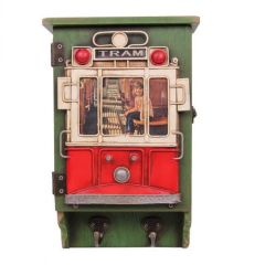 ByGufi Nostaljik Anahtarlık Çerçeveli Taksim Tramvay – Ahşap ve Metal, Vintage Eskitme, El Yapımı ve El Boyama, Dekoratif ve Fonksiyonel Hediye