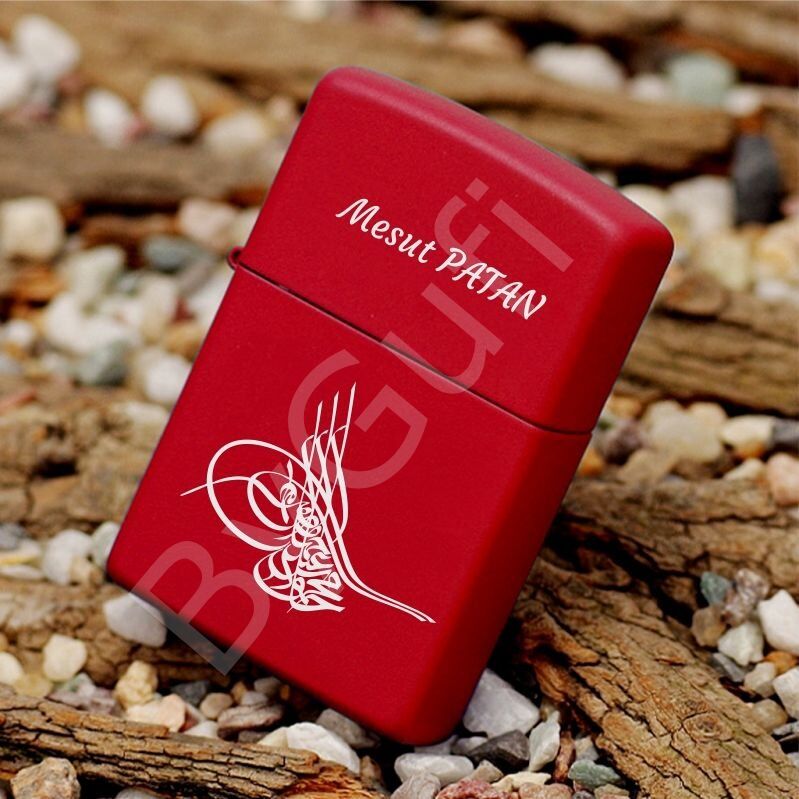 ByGufi İsme Özel Hediyelik Zippo Model Çakmak – Kırmızı