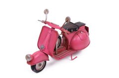 ByGufi Nostaljik Dekoratif El Yapımı Metal Scooter – Vintage Vespa Tasarım, El Boyama, Ev ve Ofis Dekorasyonu