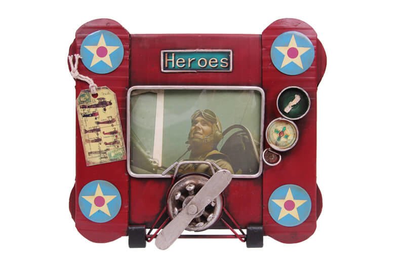 ByGufi Nostaljik Dekoratif Metal Çerçeve – Uçak Temalı Vintage El Yapımı & El Boyama Retro Tasarım Obje