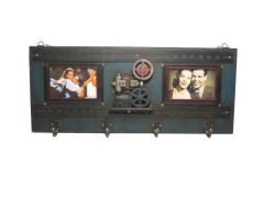 Nostaljik Dekoratif Metal Askı Çerçeveli Sinema Temalı