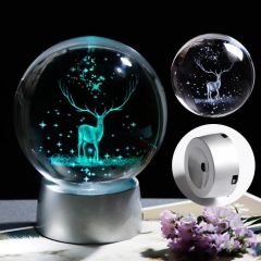 ByGufi Kişiye Özel Hediyelik Cam Küre – Geyik Figürlü | Dekoratif ve Gece Lambası