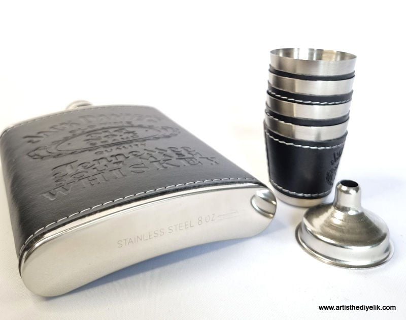 ByGufi Kişiye Özel Hediye Deri JackDaniels Seti