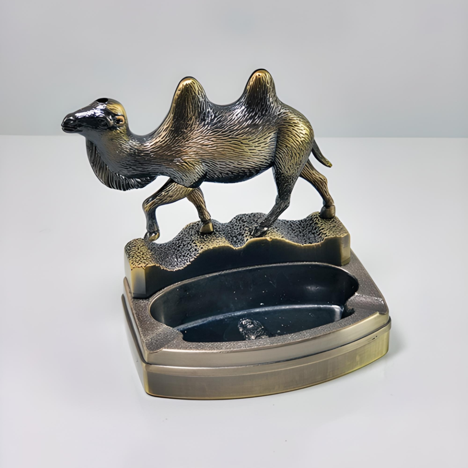 ByGufi İsme Özel Çakmaklı Masa Küllüğü Deve