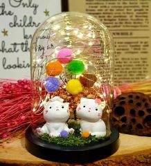 ByGufi Best Friends Cat Işıklı Teraryum – Sevimli Kediler, LED Işıklı, Dekoratif, Hediyelik, Özel Tasarım