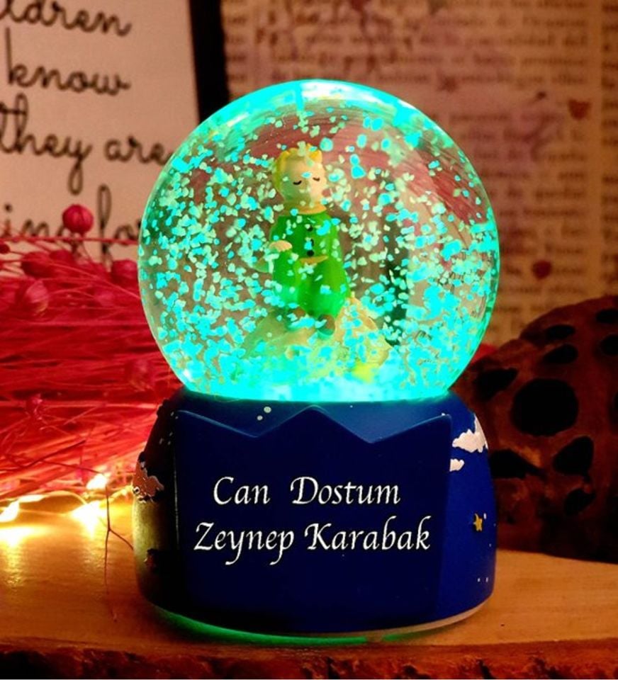 ByGufi Kişiye Özel Hediyelik Sihirli Küçük Prens Işıklı Kar Küresi | Lazer Kazımalı, Renk Değiştiren Işık
