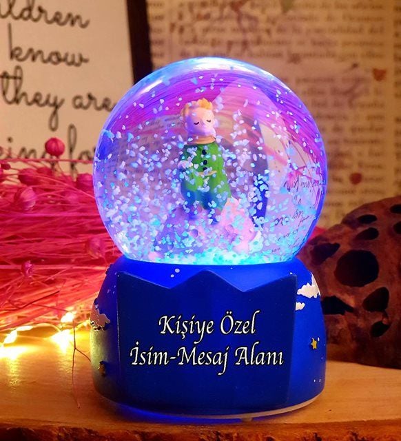 ByGufi Kişiye Özel Hediyelik Sihirli Küçük Prens Işıklı Kar Küresi | Lazer Kazımalı, Renk Değiştiren Işık