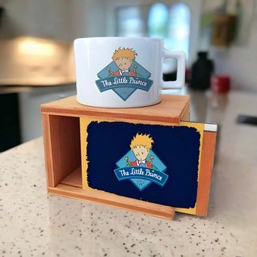 ByGufi Hediyelik Küçük Prens Kutulu Kupa 1 | Ahşap Kutulu, Canlı Baskı, Porselen Kup