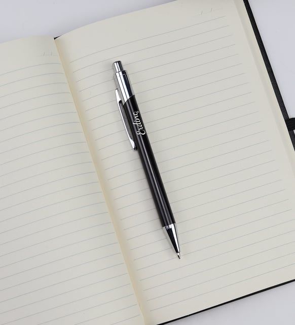 ByGufi İsme Özel Termos - Defter - Kalem Hediye Seti