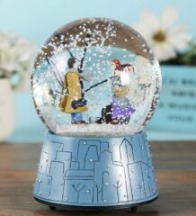 ByGufi Kış Masalı Kar Küresi ve Müzik Kutusu – Büyük Boy, Işıklı & Dönen Figürlü – Hediyelik Dekoratif Müzik Kutusu