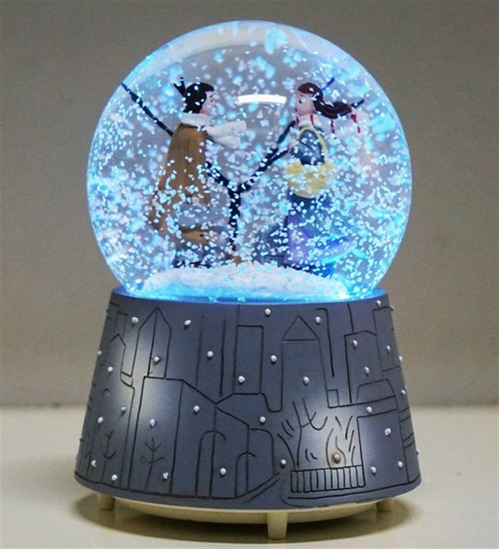 ByGufi Kış Masalı Kar Küresi ve Müzik Kutusu – Büyük Boy, Işıklı & Dönen Figürlü – Hediyelik Dekoratif Müzik Kutusu