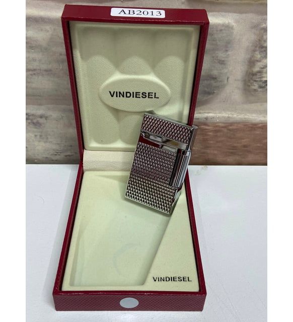 ByGufi İsme Özel Vin Diesel Metal Çakmak | Kişiye Özel Gazlı Çakmak