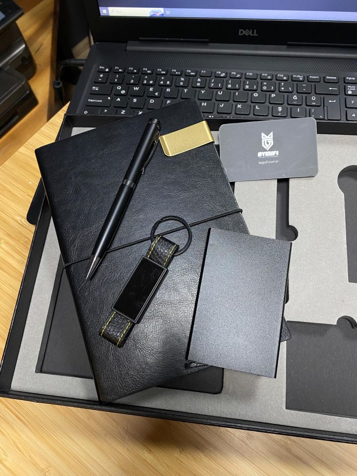 ByGufi İsme Özel Hediye Seti