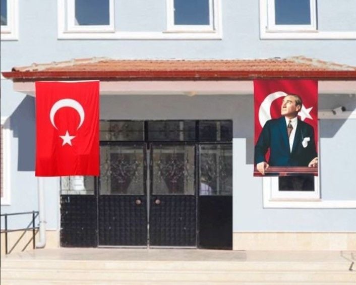 Atatürk Posteri ve Türk Bayrağı Raşel Kumaş 100x150 cm -1