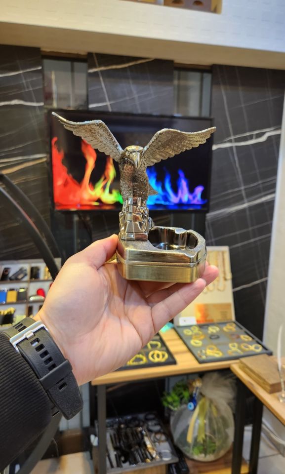 ByGufi İsme Özel Çakmaklı Masa Küllüğü Kartal