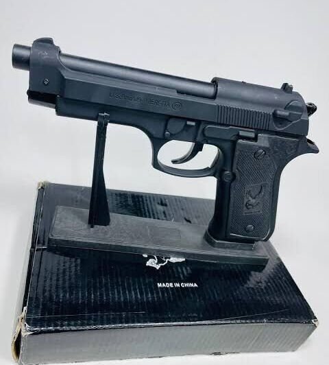 ByGufi İsme Özel Komple Metal Baretta Çakmak – Siyah