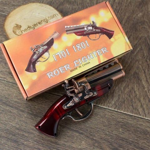 KİŞİYE ÖZEL Standlı Antika Silah Görünümlü Çakmak