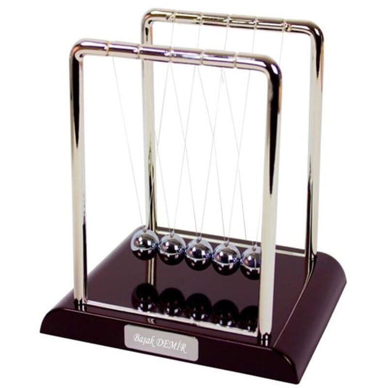 ByGufi Kişiye Özel Newton Denge Balans Topu – Küçük Boy, Şık ve Dekoratif Masa Aksesuarı