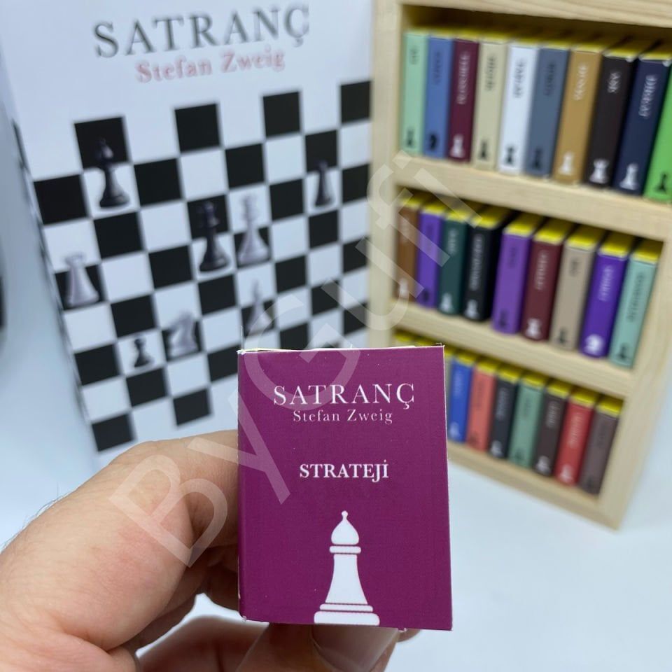 ByGufi Kişiye Özel Çikolata Kütüphanesi – “Satranç”