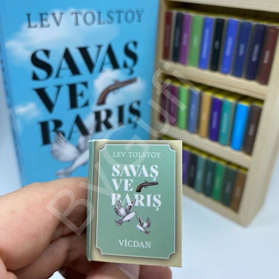 ByGufi Kişiye Özel Çikolata Kütüphanesi “Savaş ve Barış”