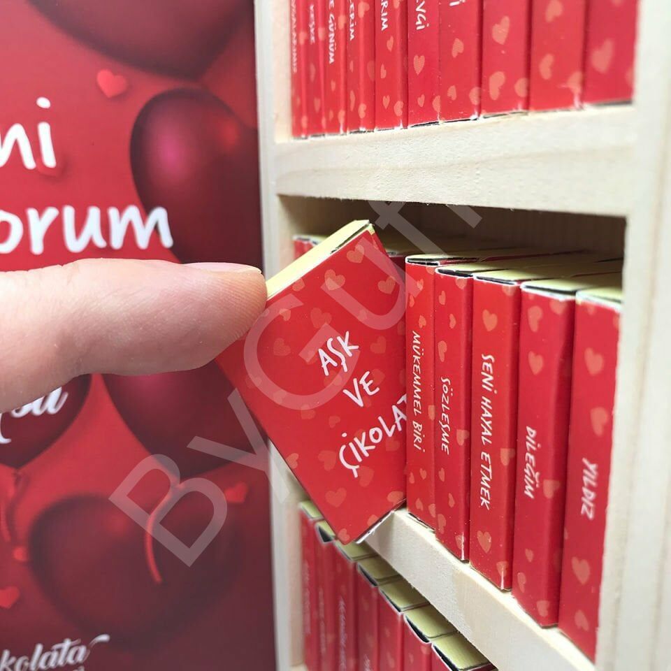 ByGufi Kişiye Özel Hediye Çikolata Kütüphanesi Seni Seviyorum
