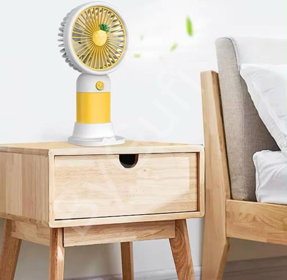 ByGufi Hediyelik Ananas Figürlü Fan