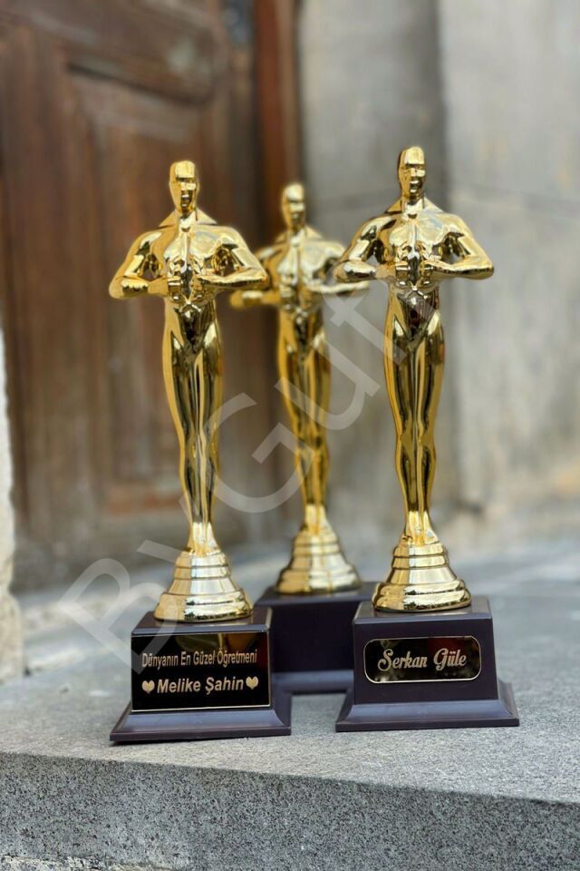 ByGufi Hediyelik Kişiye Özel Oscar Heykeli