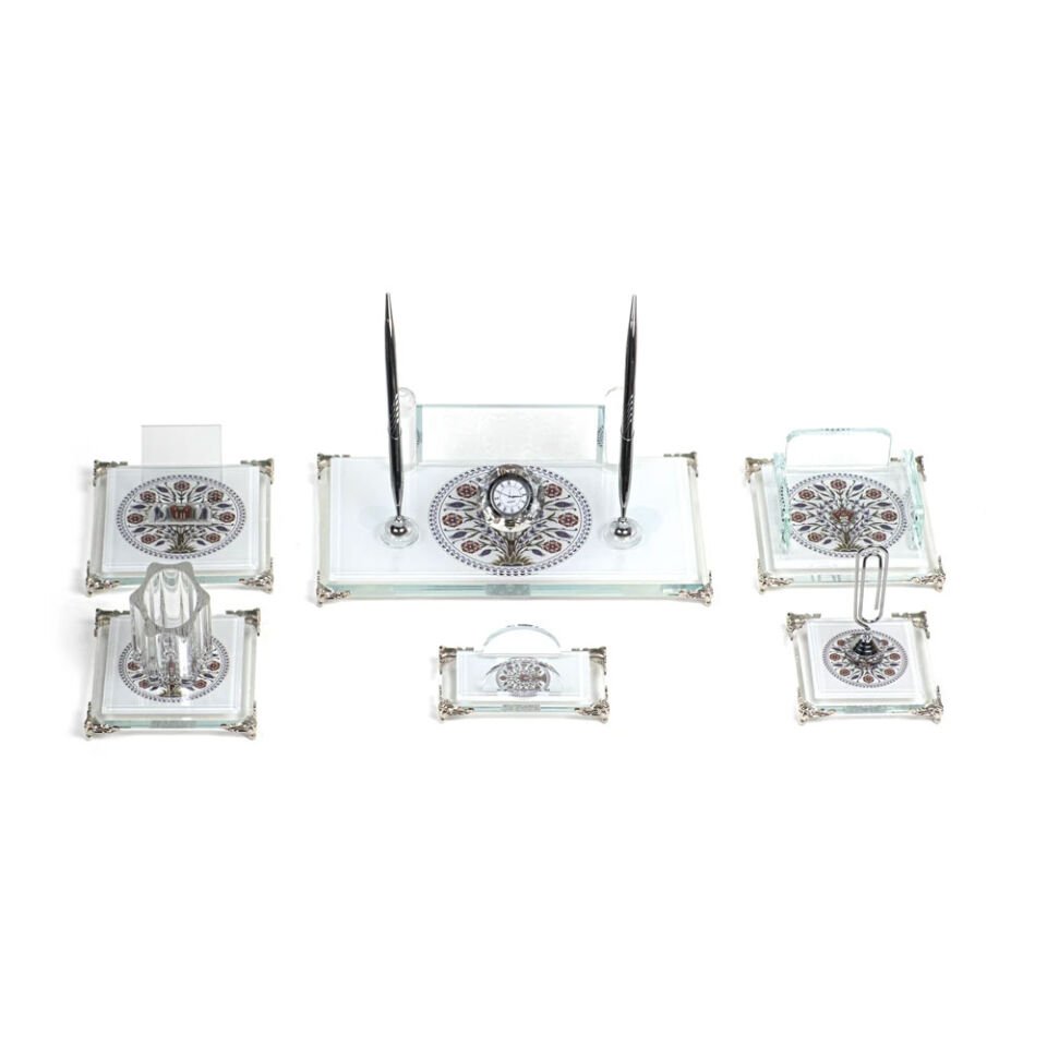 ByGufi İsme Özel Hediye W550 Yakut Masa Seti